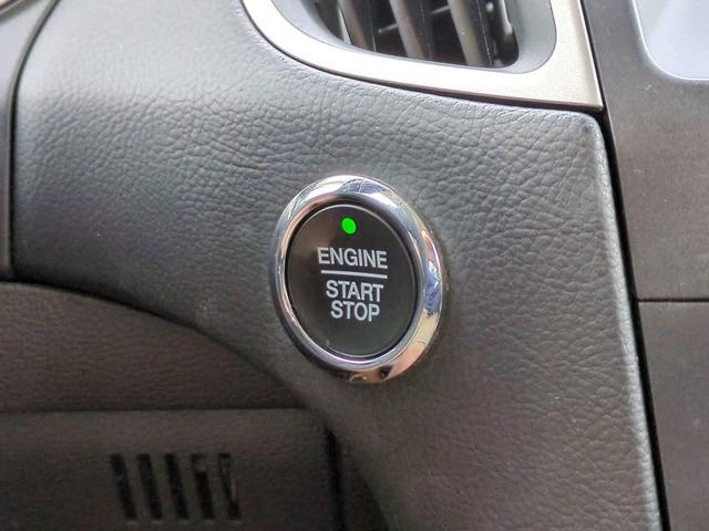 Photo of 2020 Magnetic Metallic Ford Edge