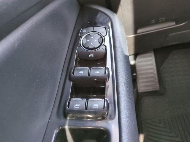 Photo of 2020 Magnetic Metallic Ford Edge