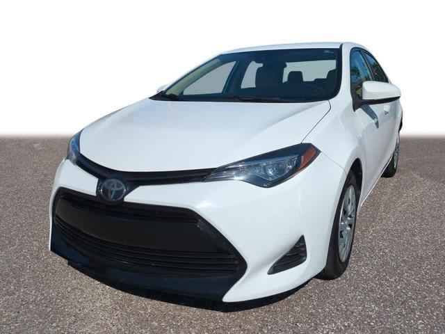 Photo of 2019 Super White Toyota Corolla