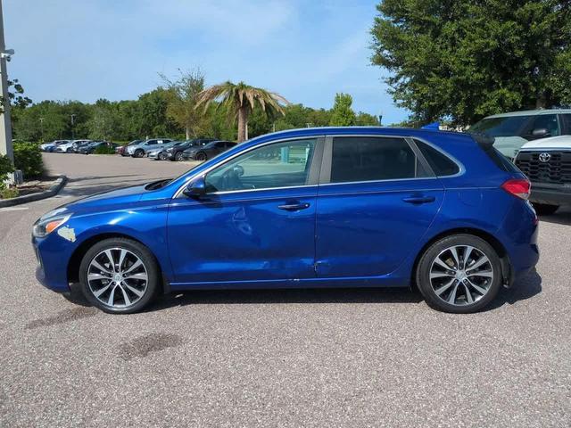 Photo of 2018 Intense Blue Hyundai Elantra GT