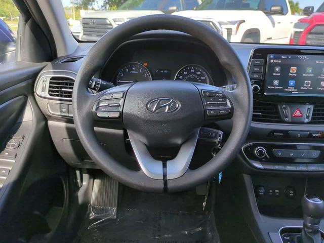 Photo of 2018 Intense Blue Hyundai Elantra GT