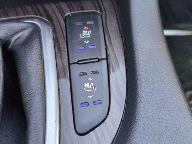 Photo of 2015 Satin Metal Kia Optima