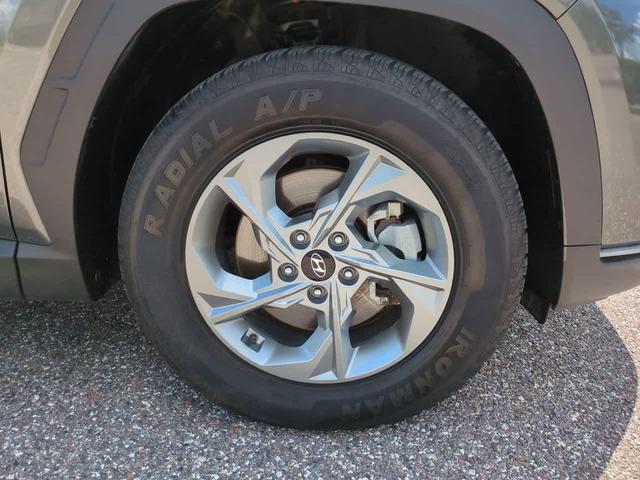 Photo of 2023 Amazon Gray Hyundai TUCSON