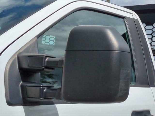 Photo of 2021 Oxford White Ford F-350