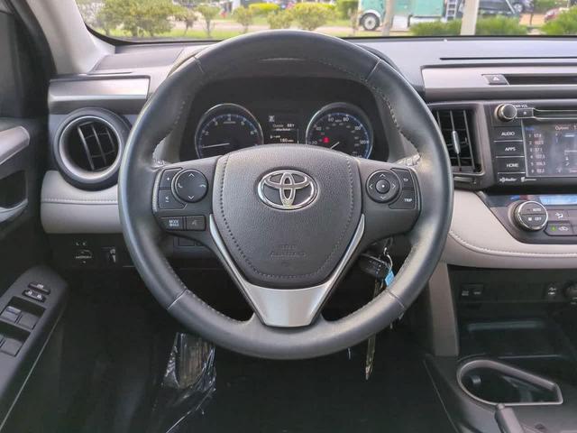 Photo of 2016 Silver Sky Metallic Toyota RAV4