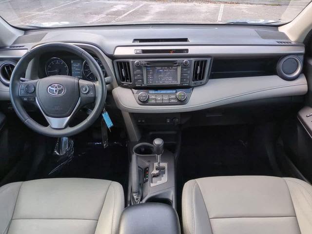 Photo of 2016 Silver Sky Metallic Toyota RAV4