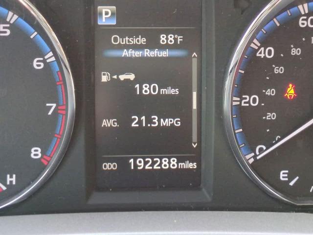Photo of 2016 Silver Sky Metallic Toyota RAV4
