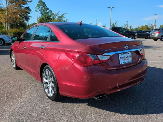 Photo of 2011 Venetian Red Metallic Hyundai SONATA