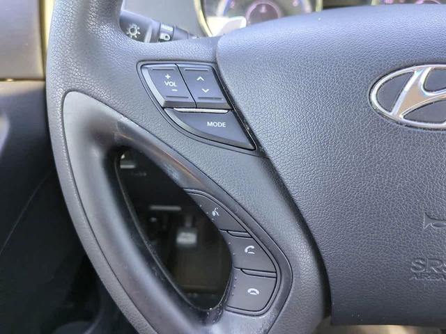 Photo of 2011 Venetian Red Metallic Hyundai SONATA
