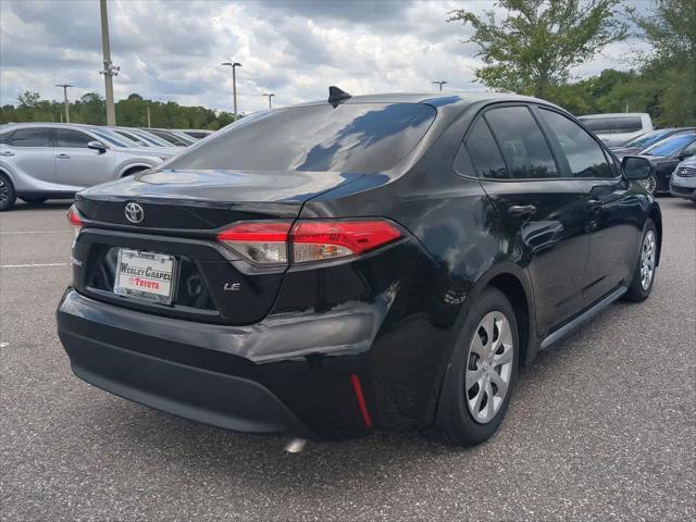 Photo of 2025 Black Toyota Corolla
