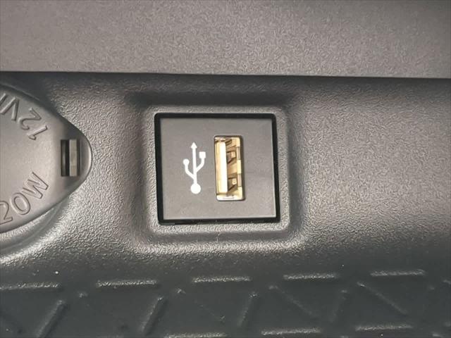 Photo of 2025 Ice Cap Toyota RAV4 Hybrid
