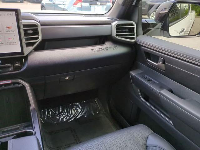 Photo of 2025 Ice Cap Toyota Tundra