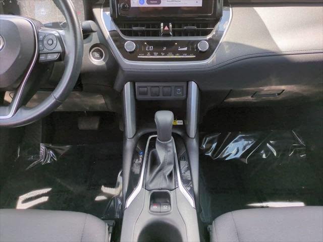Photo of 2023 Wind Chill Pearl Toyota Corolla Cross