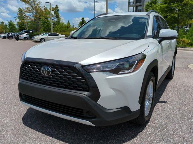 Photo of 2023 Wind Chill Pearl Toyota Corolla Cross