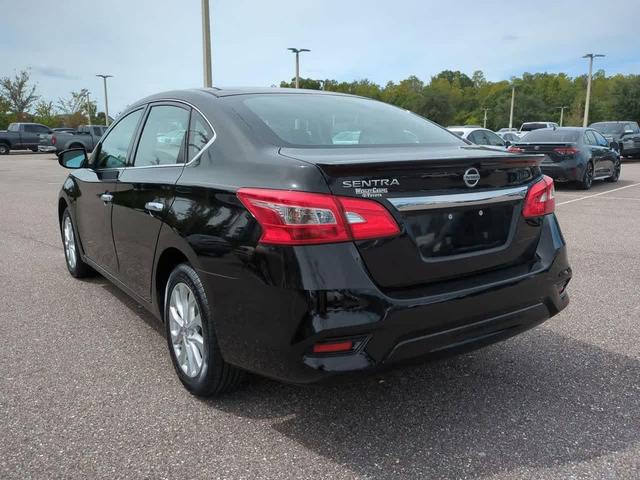 Photo of 2017 Super Black Nissan Sentra