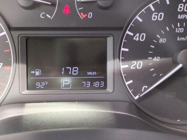 Photo of 2017 Super Black Nissan Sentra