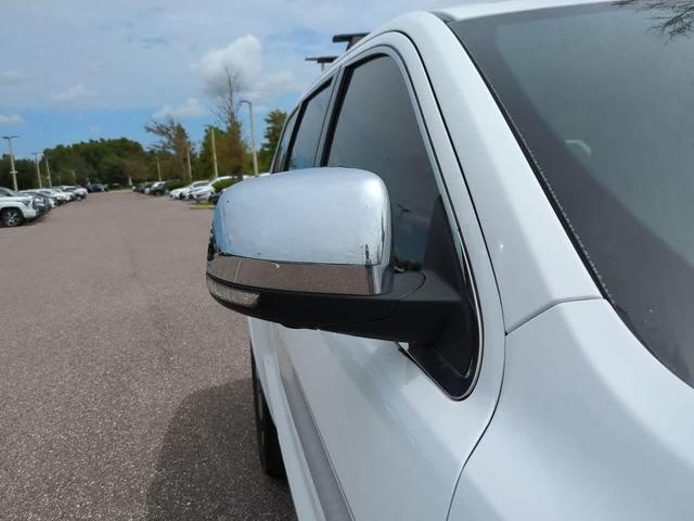Photo of 2014 Bright White Clearcoat Jeep Grand Cherokee