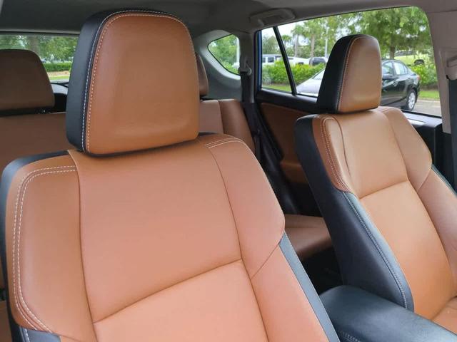 Photo of 2018 Electric Storm Blue Toyota RAV4