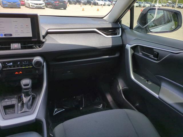 Photo of 2025 Silver Sky Metallic Toyota RAV4