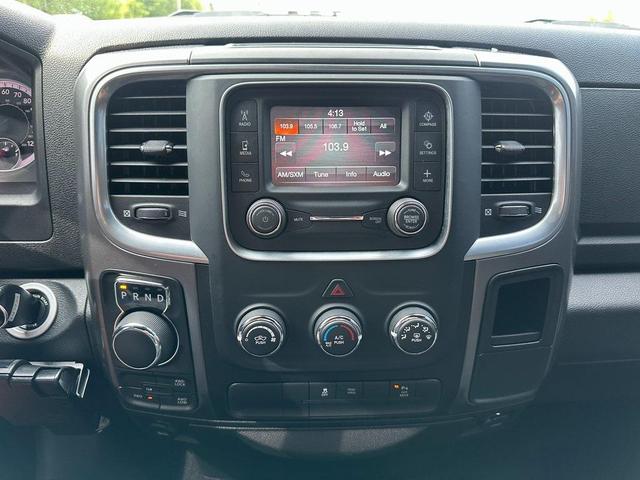 Photo of 2022 Diamond Black Crystal Pearlcoat RAM 1500 Classic