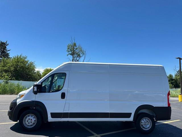 Photo of 2023 Bright White Clearcoat RAM ProMaster 2500
