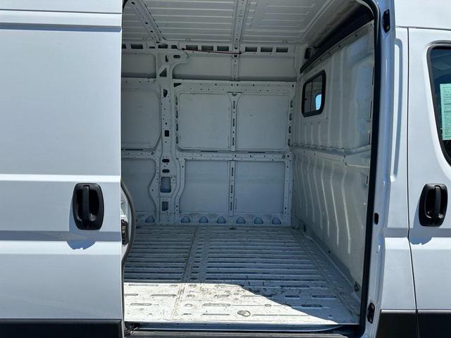Photo of 2023 Bright White Clearcoat RAM ProMaster 2500