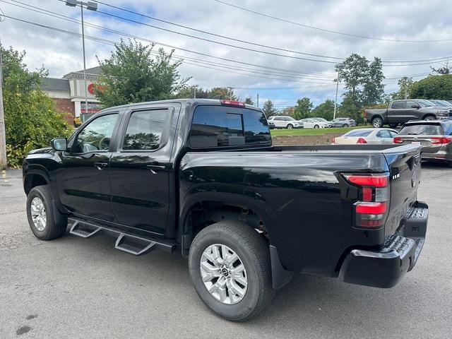 Photo of 2023 Super Black Nissan Frontier