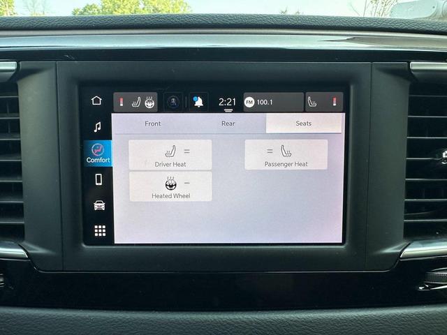 Photo of 2023 Velvet Red Pearlcoat Chrysler Voyager