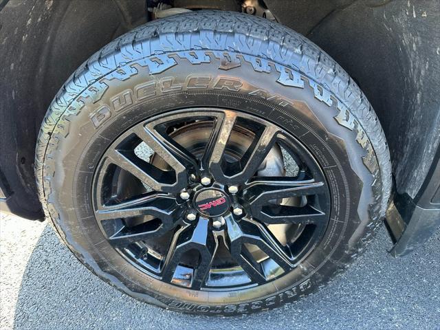 Photo of 2023 Onyx Black GMC Sierra 1500