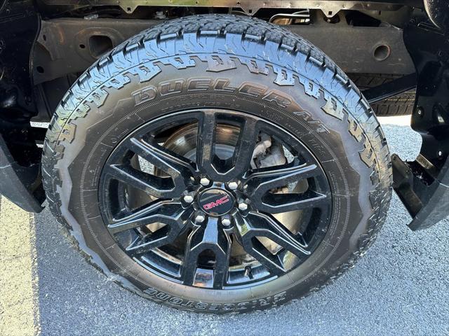 Photo of 2023 Onyx Black GMC Sierra 1500