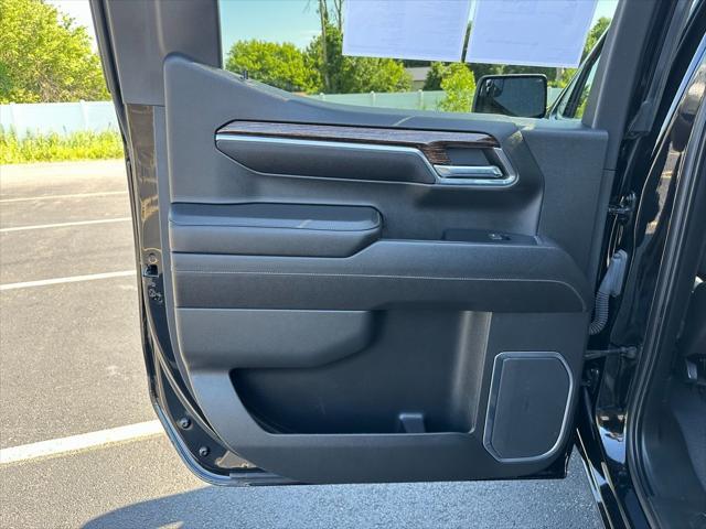 Photo of 2023 Onyx Black GMC Sierra 1500