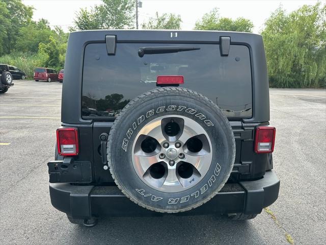 Photo of 2017 Black Clearcoat Jeep Wrangler Unlimited