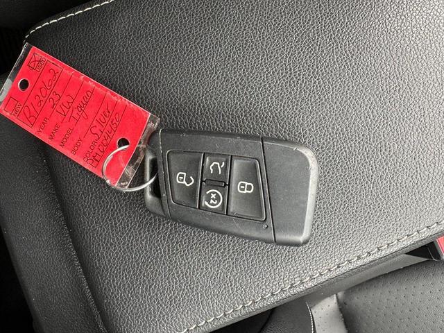 Photo of 2023 Pyrite Silver Metallic Volkswagen Tiguan