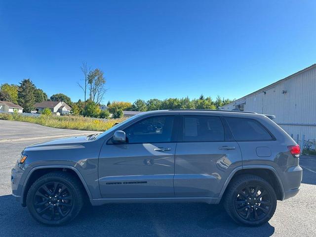 Photo of 2020 Sting-Gray Clearcoat Jeep Grand Cherokee