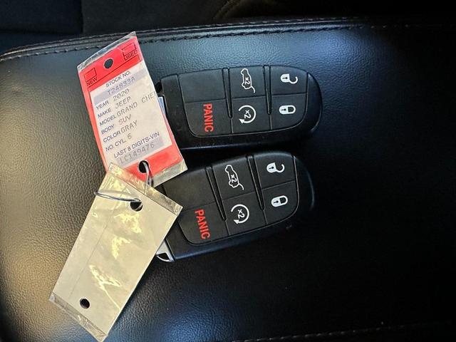 Photo of 2020 Sting-Gray Clearcoat Jeep Grand Cherokee