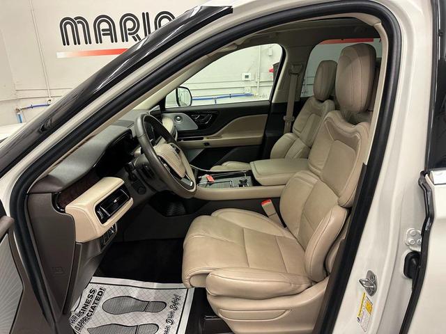 Photo of 2021 Pristine White Lincoln Aviator