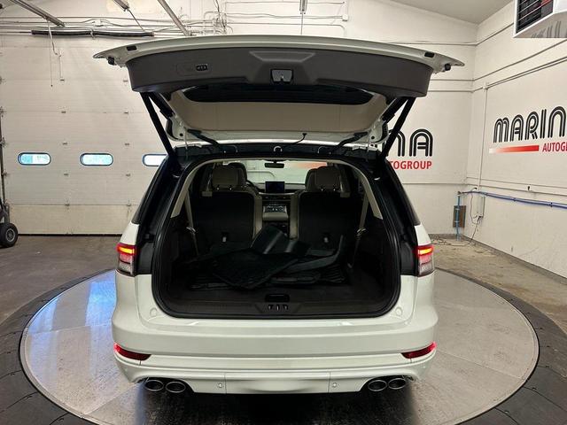 Photo of 2021 Pristine White Lincoln Aviator