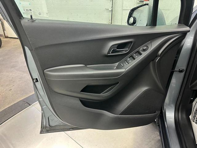 Photo of 2019 Satin Steel Metallic Chevrolet Trax