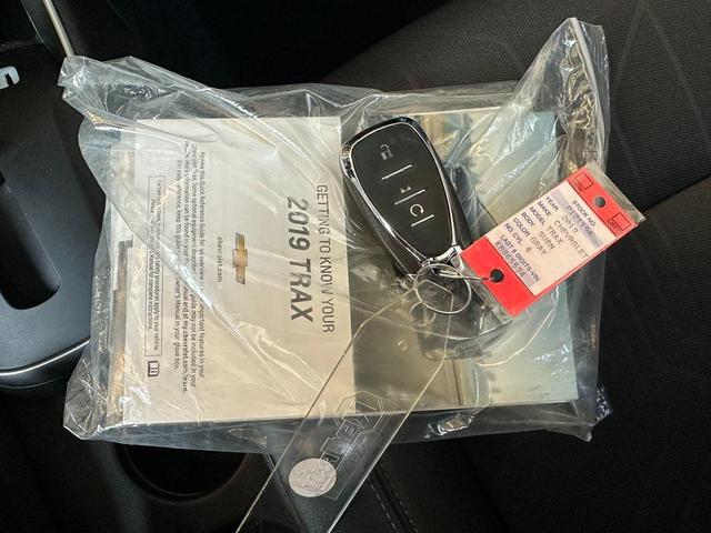 Photo of 2019 Satin Steel Metallic Chevrolet Trax