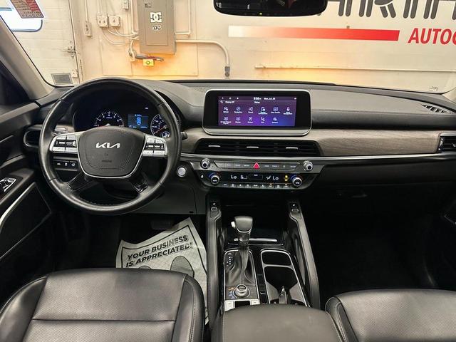 Photo of 2022 Wolf Gray Kia Telluride