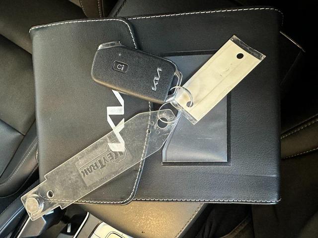 Photo of 2022 Wolf Gray Kia Telluride