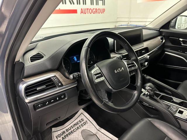 Photo of 2022 Wolf Gray Kia Telluride