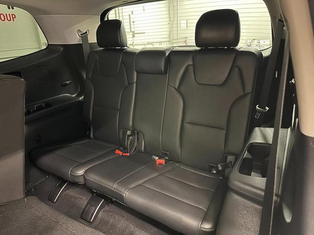 Photo of 2022 Wolf Gray Kia Telluride
