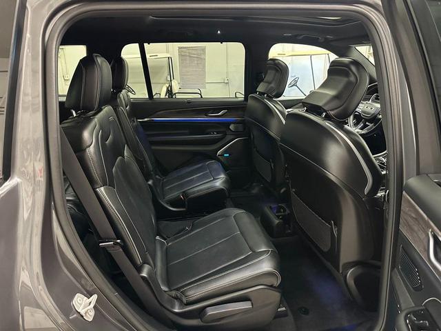 Photo of 2021 Baltic Gray Metallic Clearcoat Jeep Grand Cherokee L