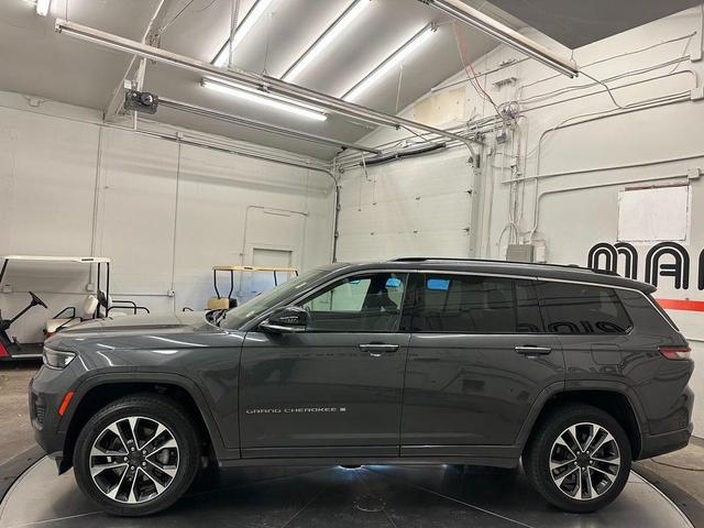 Photo of 2021 Baltic Gray Metallic Clearcoat Jeep Grand Cherokee L