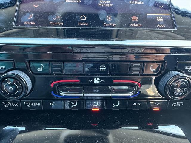 Photo of 2021 Silver Zynith Jeep Grand Cherokee L