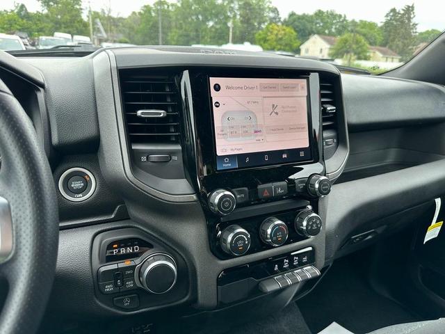 Photo of 2025 Billet Silver Metallic Clearcoat RAM 1500