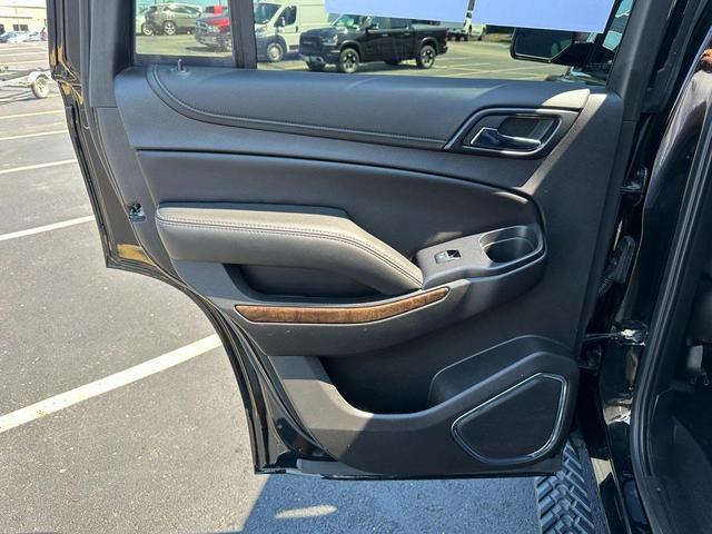 Photo of 2019 Black Chevrolet Tahoe