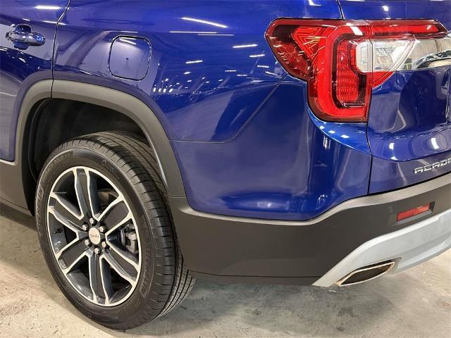 Photo of 2023 Ultra Blue Metallic GMC Acadia
