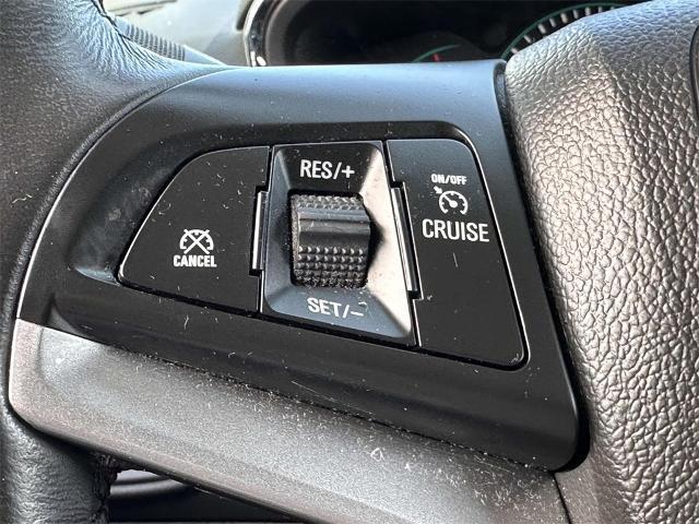 Photo of 2022 Shadow Gray Metallic Chevrolet Trax